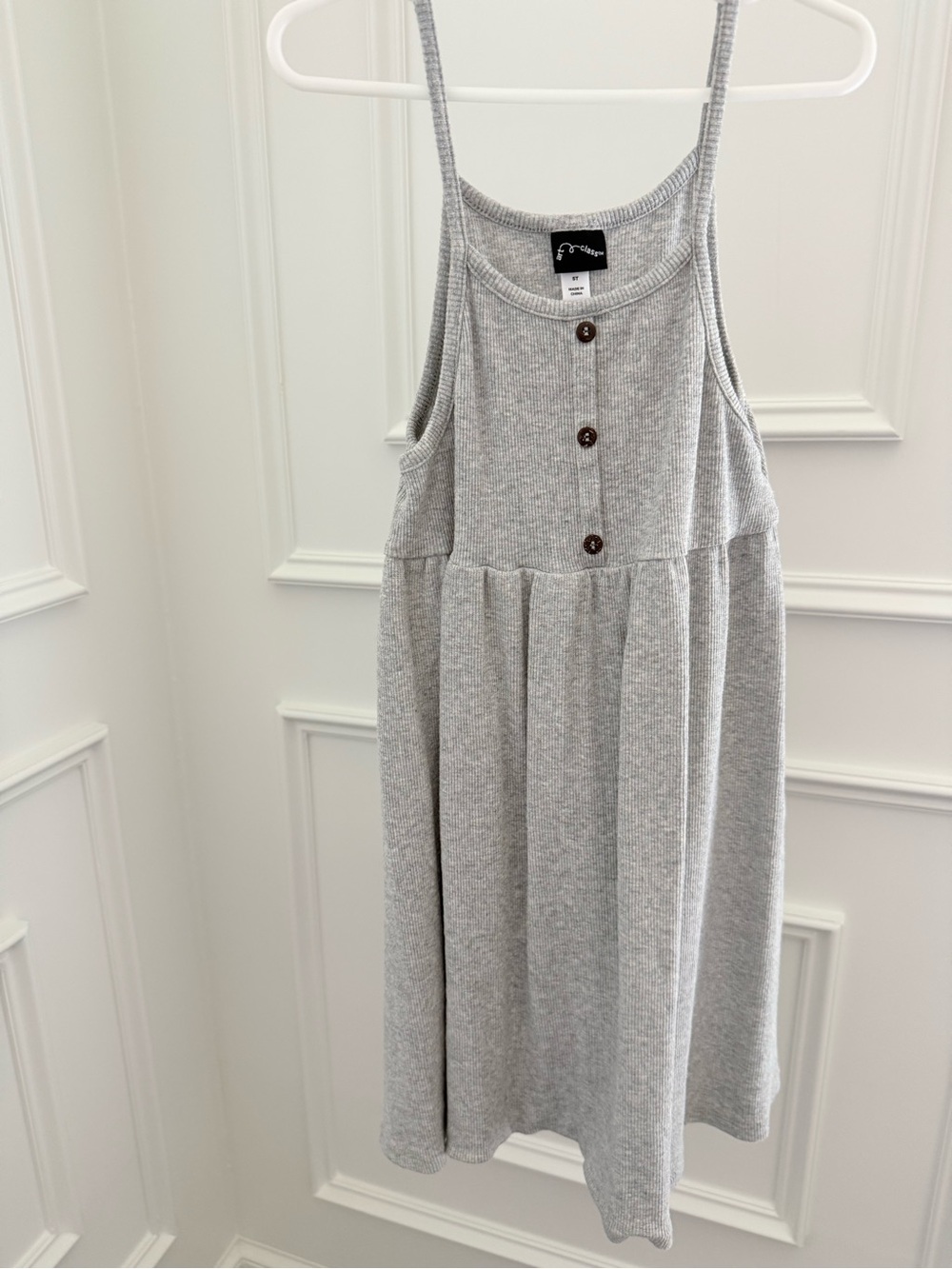 Perfect Simple Sphaghetti Strap Dress